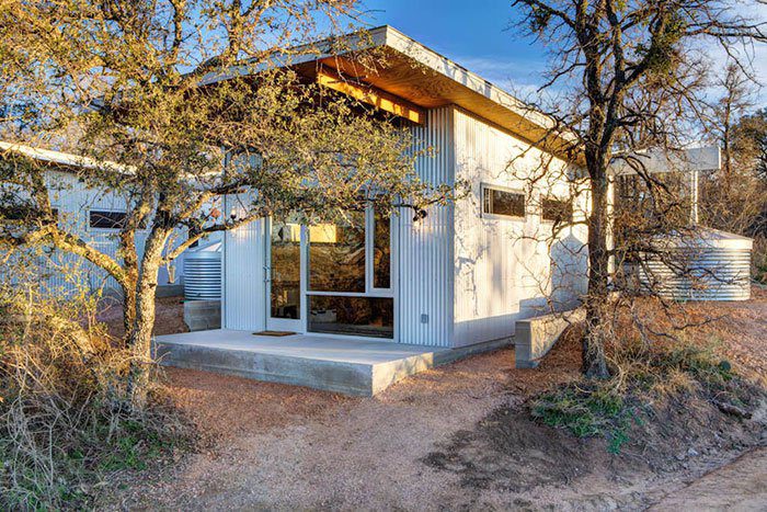 Lifelong Best Friends Build Bestie Row Of Tiny Houses So They Can All 